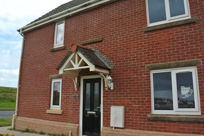 3 Bedroom End Of Terrace House To Rent In Fairway, Fleetwood, Lancashire, FY7