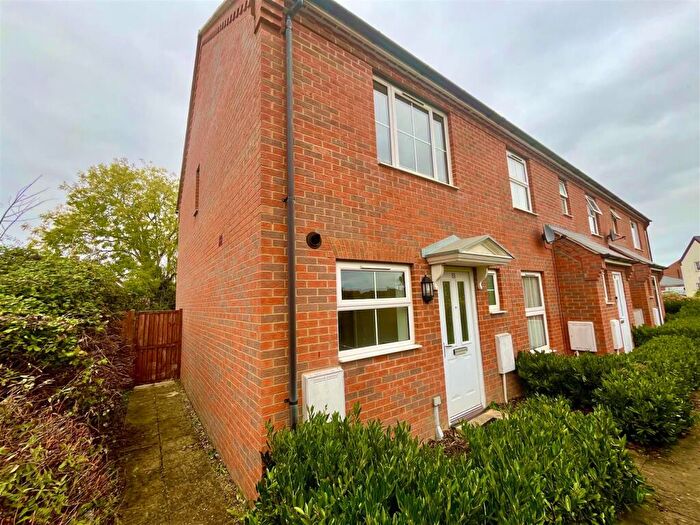 2 Bedroom End Of Terrace House For Sale In Mendham Lane, Harleston, IP20