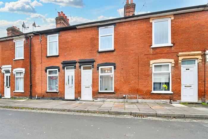 3 Bedroom Terraced House For Sale In Sirdar Road, Ipswich, IP1