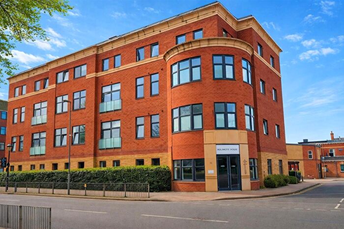 1 Bedroom Flat To Rent In Knoll Road, Camberley, GU15