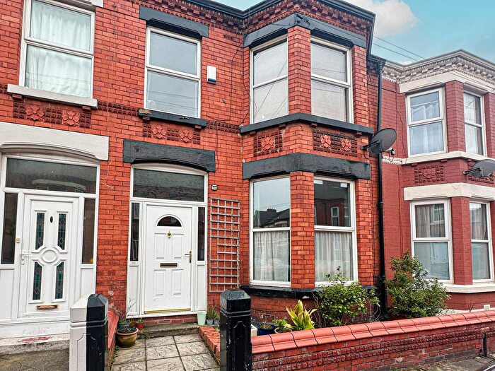 4 Bedroom Terraced House For Sale In Oakdale Road, Mossley Hill, L18