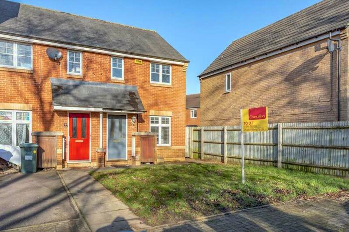 2 Bedroom End Of Terrace House To Rent In Bure Park, Bicester, OX26