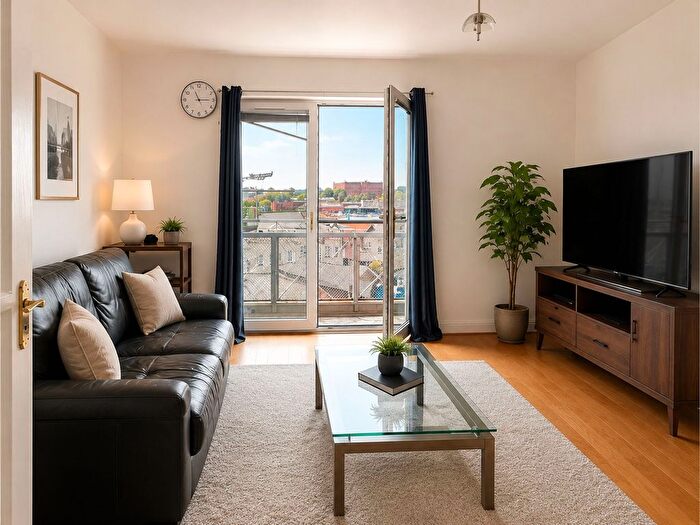 2 Bedroom Flat To Rent In Hotwell Road, Pooles Wharf Hotwell Road, BS8