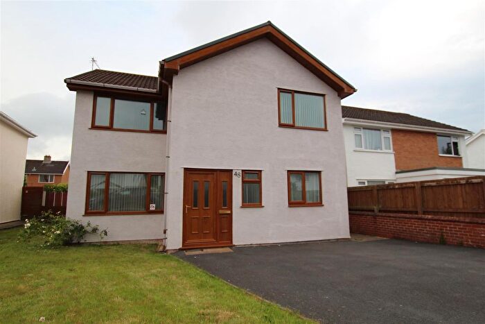 4 Bedroom Property To Rent In Maesceinion, Waunfawr, Aberystwyth, SY23