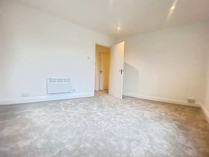 1 Bedroom Flat To Rent In High Street, Saffron Walden, CB10