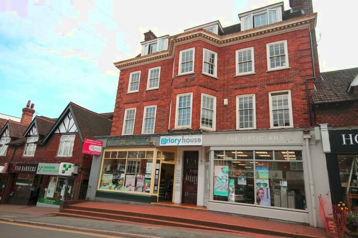 1 Bedroom Flat To Rent In Station Road East, Oxted, RH8