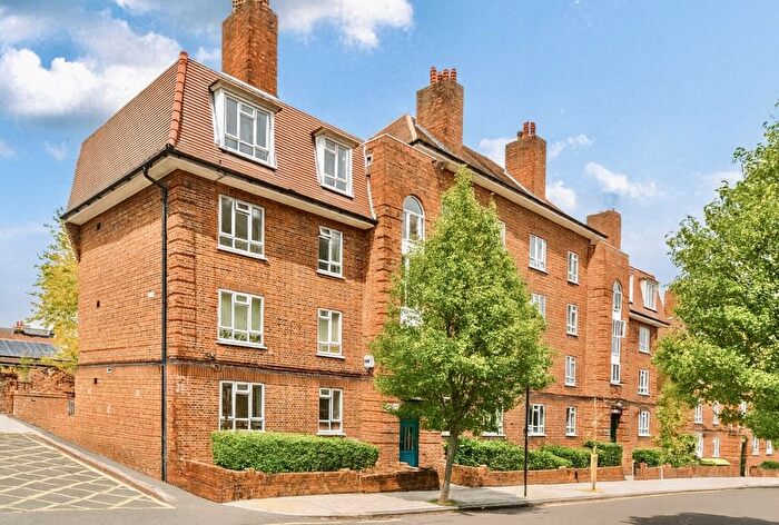 2 Bedroom Flat For Sale In Nelsons Row, London, SW4