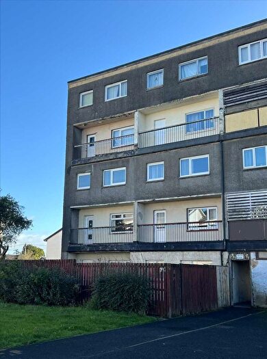 3 Bedroom Maisonette To Rent In Mosside Drive, Blackburn, Blackburn, EH47