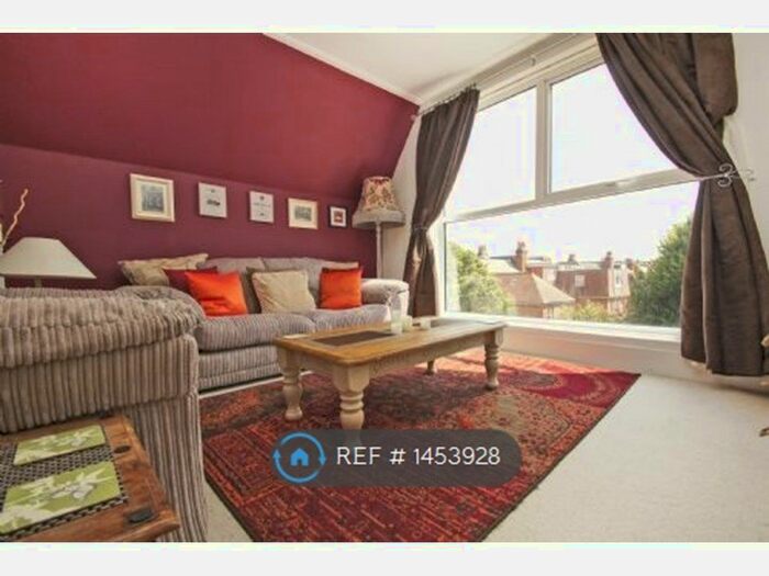 2 Bedroom Flat To Rent In New Church Road, Hove, BN3