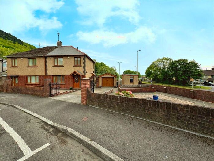 3 Bedroom Semi-Detached House For Sale In Tyr-Groes Drive, Port Talbot, SA13