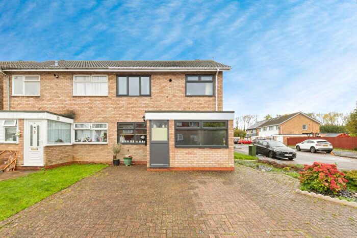 3 Bedroom Semi Detached House For Sale In Pentlands, Fullers Slade, Milton Keynes, Buckinghamshire, MK11