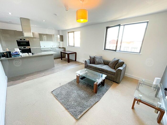 2 Bedroom Flat For Sale In Summer House, Summer Lane, Birmingham, B19