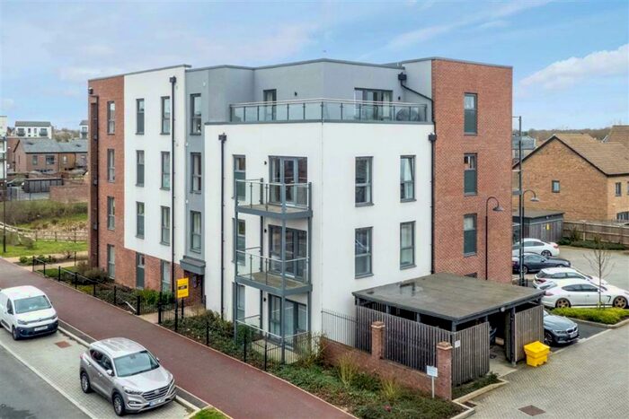 2 Bedroom Apartment To Rent In Clarke House, Oakgrove Village, Milton Keynes, Bucks, MK10