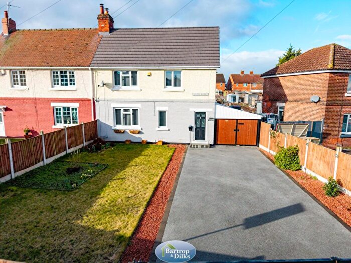 3 Bedroom Semi-Detached House For Sale In South Avenue, Worksop, S80