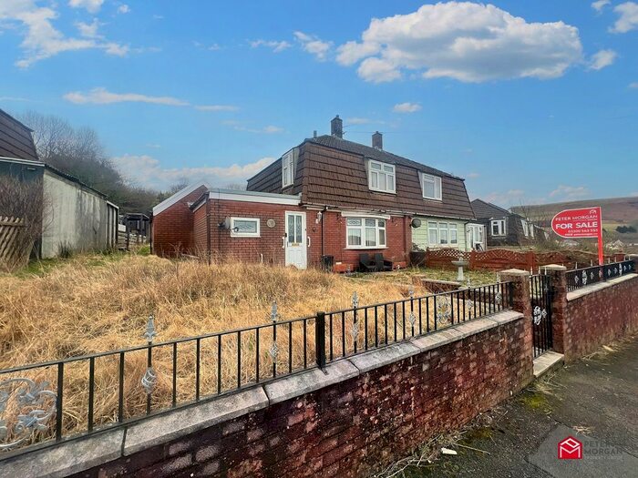 4 Bedroom Semi-Detached House For Sale In Christopher Road, Maesteg, Bridgend., CF34