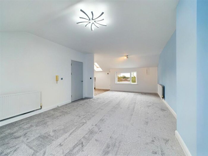 3 Bedroom Apartment To Rent In Dukes Court, Wellington Road, Eccles, M30