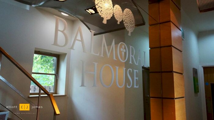 1 Bedroom Flat To Rent In Charteris Road, Woodford Green, IG8