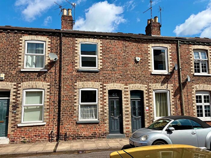2 Bedroom Terraced House For Sale In Lower Ebor Street, Clementhorpe, YO23