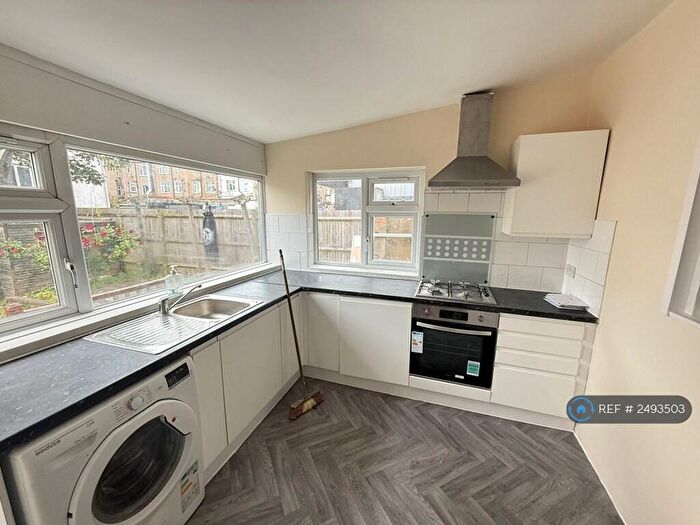 4 Bedroom Semi-Detached House To Rent In Rugby Avenue, Wembley, HA0