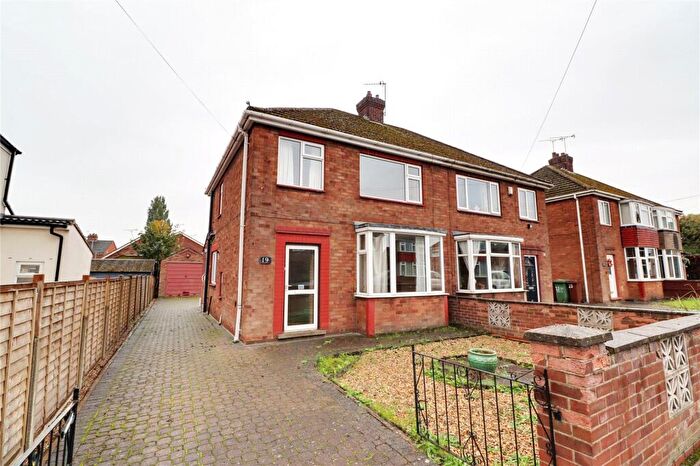 3 Bedroom Semi-Detached House For Sale In St. Johns Road, Scunthorpe, Lincolnshire, DN16