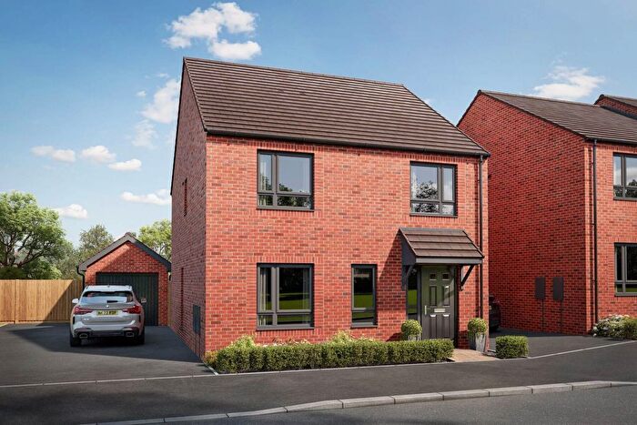 4 Bedroom Detached House For Sale In Yeovil Road, Crewkerne, TA18