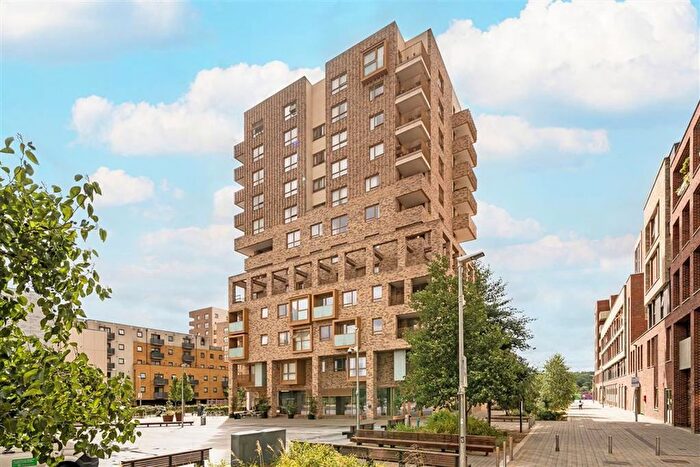 2 Bedroom Flat To Rent In Tavy Bridge, Abbeywood, SE2