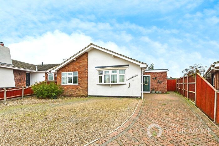 4 Bedroom Bungalow For Sale In Highland Drive, Worlingham, Beccles, Suffolk, NR34
