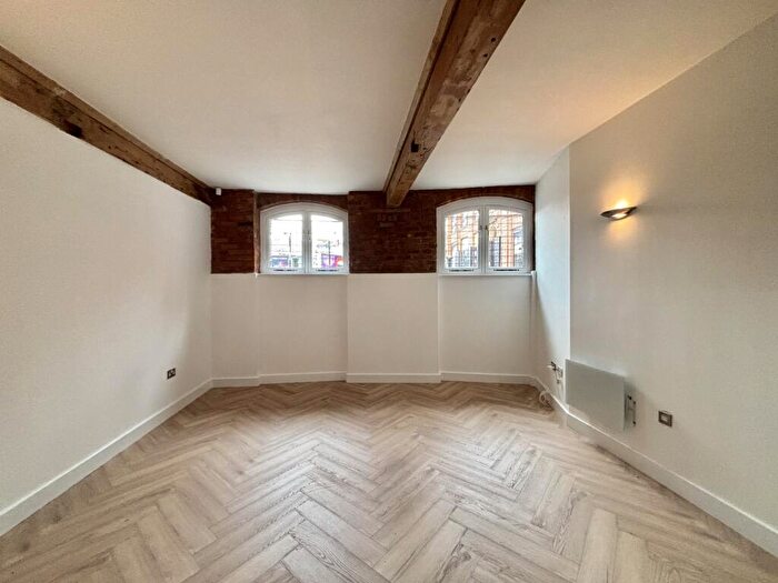 Apartment For Sale In Junction Works, Ducie Street, Manchester, M1