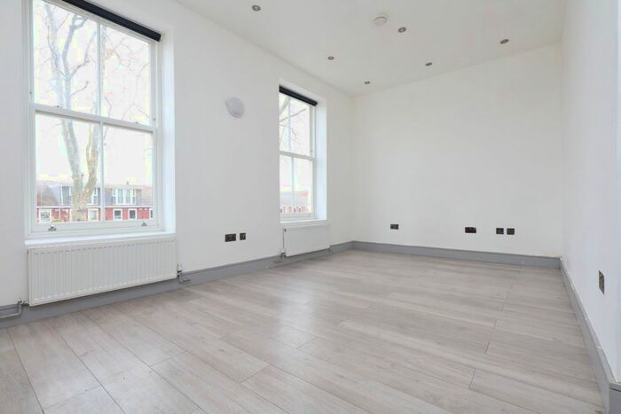 2 Bedroom Flat To Rent In Urswick Road, London, E9