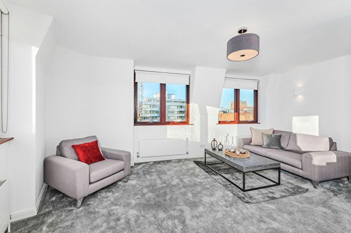 1 Bedroom Flat To Rent In Bulstrode Street, London, W1U