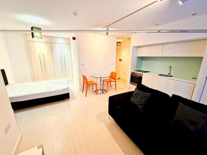 Studio To Rent In Manor Mills, Ingram Street, Leeds, West Yorkshire, LS11