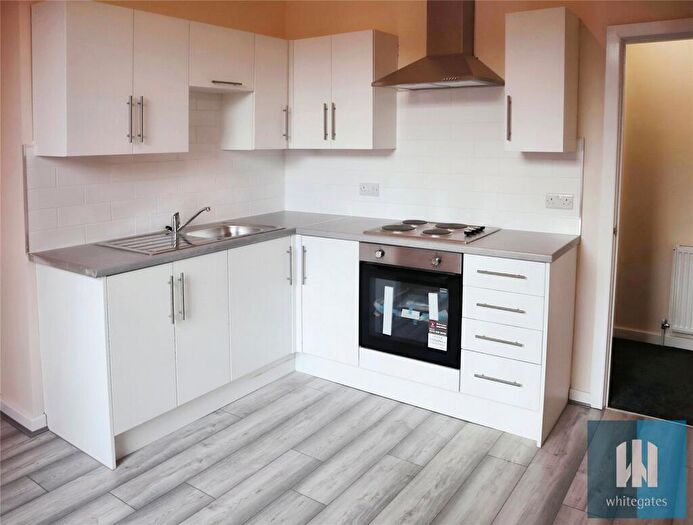 3 Bedroom Apartment To Rent In Lockwood Road, Lockwood, Huddersfield, HD1