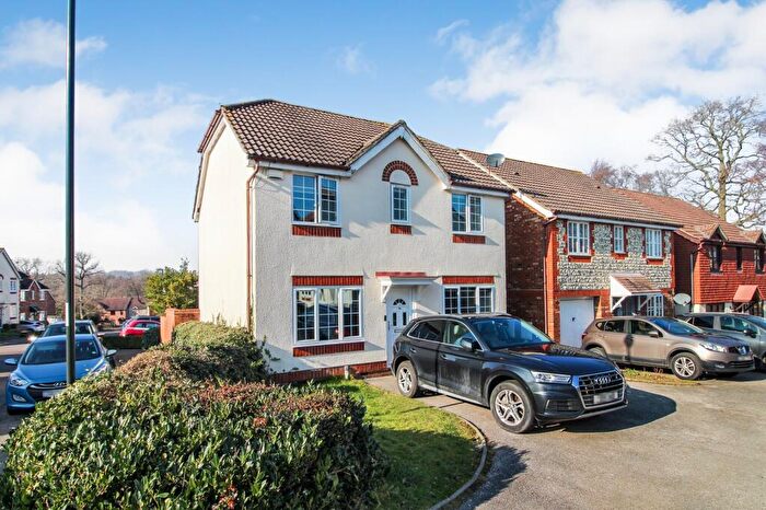 4 Bedroom Detached House To Rent In Bellamy Road, Maidenbower, Crawley, West Sussex., RH10