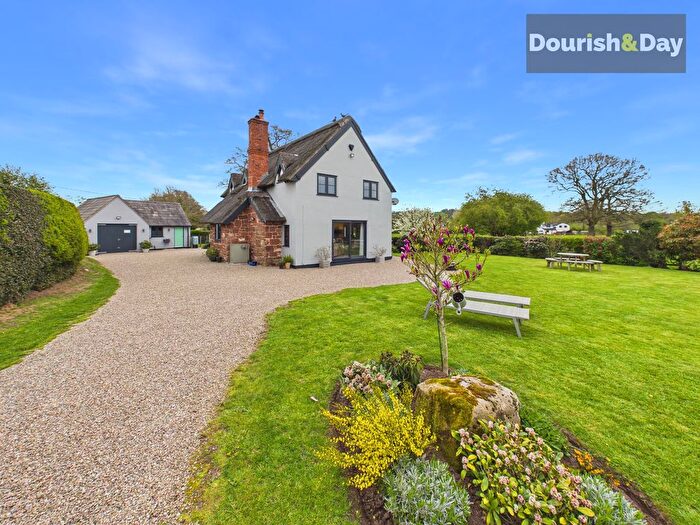 3 Bedroom Detached House For Sale In Willeymoor Lane, Tushingham, SY13