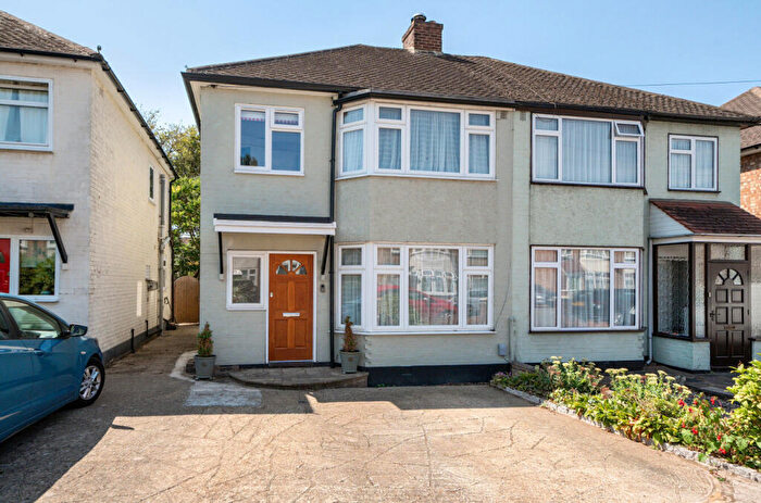 3 Bedroom Semi-Detached House For Sale In Braycourt Avenue, Walton On Thames, Surrey, KT12