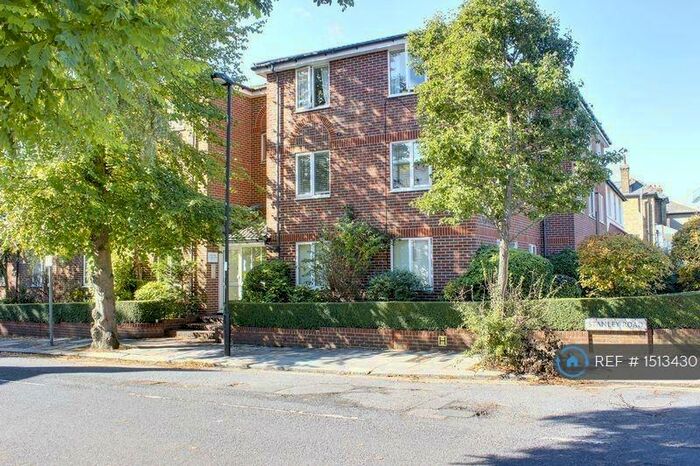 1 Bedroom Flat To Rent In Spicer Court, Enfield, EN1