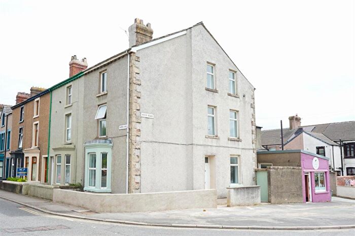 4 Bedroom End Of Terrace House For Sale In Horn Hill, Millom, LA18