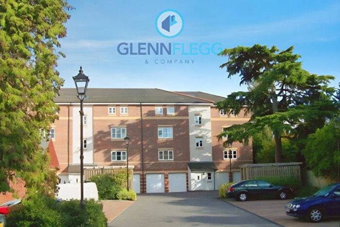 1 Bedroom Flat To Rent In Bosworth Court, SL1