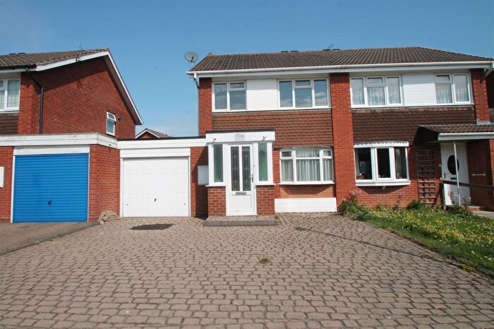 2 Bedroom Semi Detached House For Sale In Mendip Road, Halesowen, B63