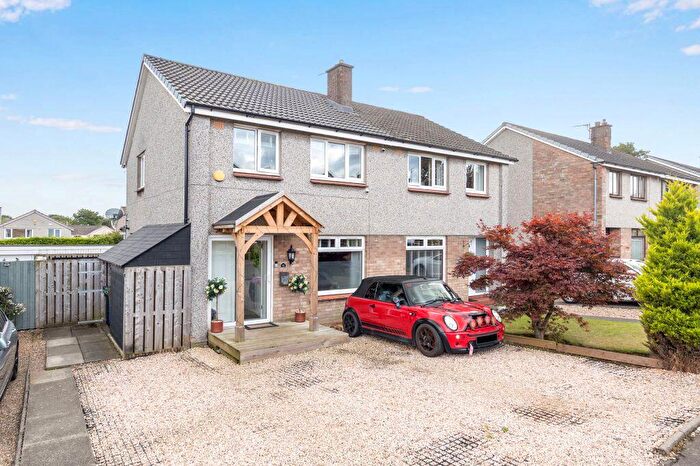 3 Bedroom Semi-Detached House For Sale In Saint Kentigern Road, Penicuik, EH26