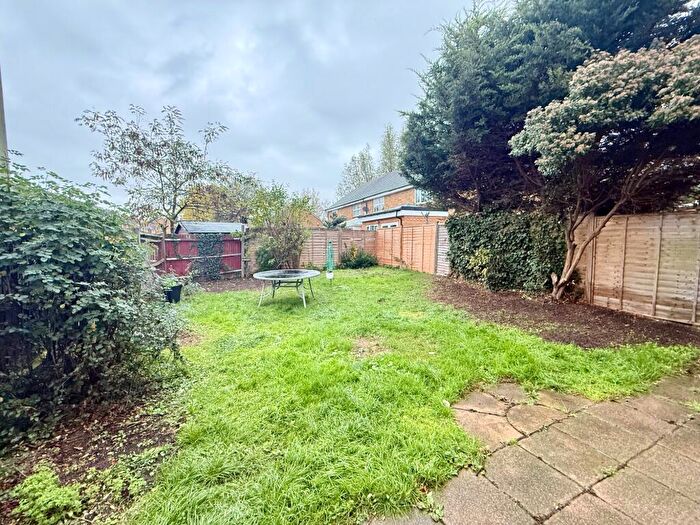 3 Bedroom House To Rent In Village Close, Hoddesdon, Herts, EN11