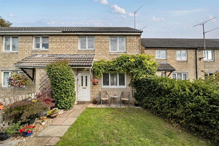 3 Bedroom Terraced House For Sale In Charter Road, Chippenham, SN15
