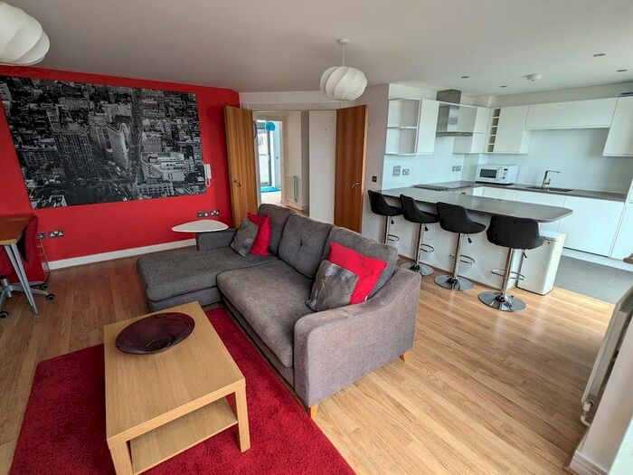 2 Bedroom Flat To Rent In Sheepcote Street, Birmingham, B16