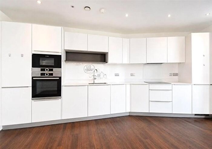 2 Bedroom Flat To Rent In Quay Walk, Wembley, HA0