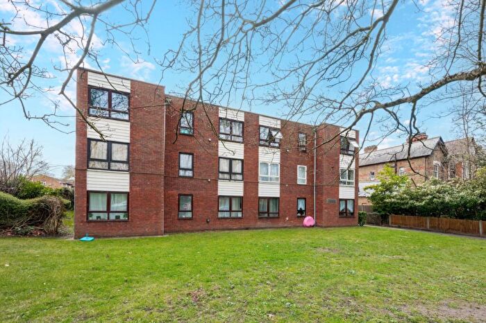 1 Bedroom Apartment For Sale In Foxgrove Road, Beckenham, BR3