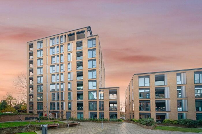 2 Bedroom Flat For Sale In Oxborough House, Eltringham Street, Wandsworth, London, SW18