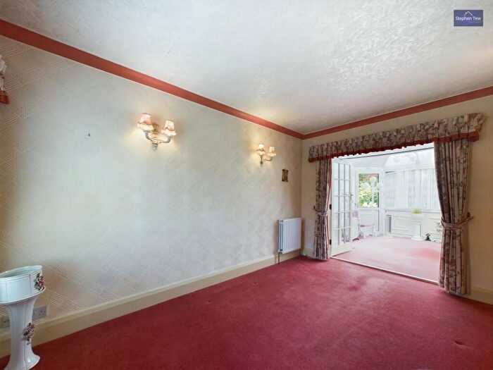 2 Bedroom Detached Bungalow For Sale In Grange Gardens, Poulton-Le-Fylde, FY6