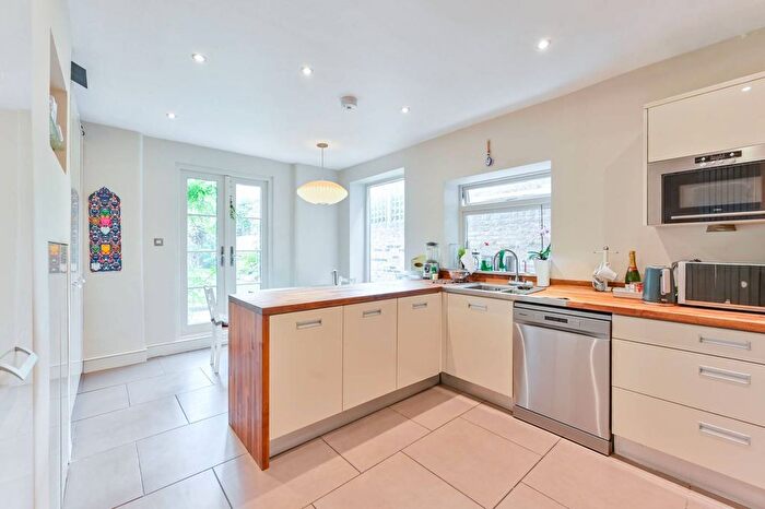 6 Bedroom Property For Sale In Killyon Road, Clapham Old Town, London, SW8