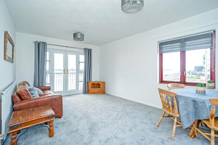 1 Bedroom Apartment To Rent In Mariners Wharf, Liverpool, Merseyside, L3