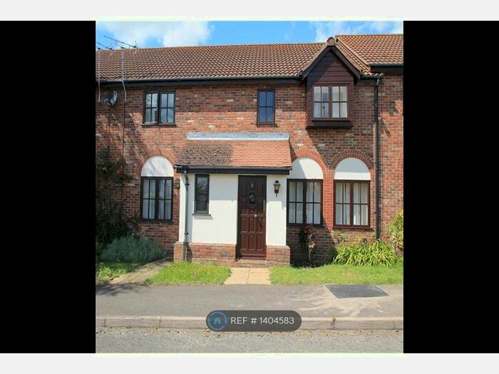 3 Bedroom Terraced House To Rent In Hunters Way, Kimbolton, Huntingdon, PE28